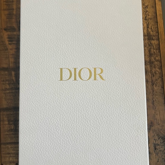 Dway Slide
Natural Raffia and Black Embroidered Cotton size 36 - Picture 4 of 4